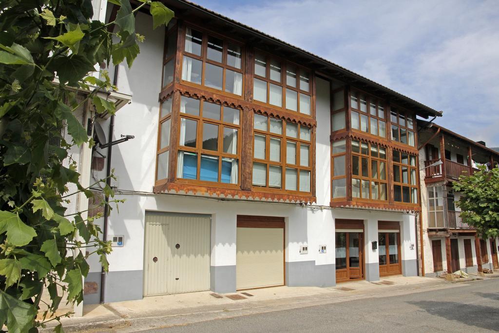 Apartamentos Irati Olaldea Oroz-Betelu Buitenkant foto